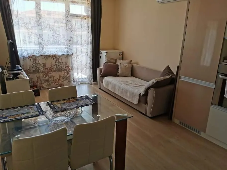 Sveti Toma -Private Home 소조폴 아파트
